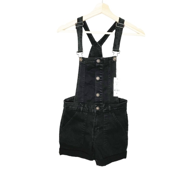 Black Denim Overall Short 🖤 - Picture 1 of 10
